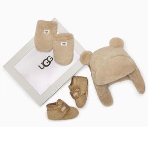 UGG Tan Baby Hat, Booties and Mittens Gift Set / NEW in box.